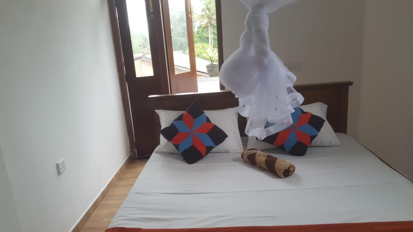 Hotel Sunshine Guest Matara Exterior foto